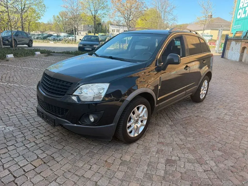 Gebraucht Opel Antara Design Edition 163 PS (119 kW) 2012 Schwarz SUV