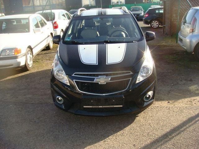 Second-hand Chevrolet Spark LS 68 CP (50 kW) 2011 Negru Hatchback