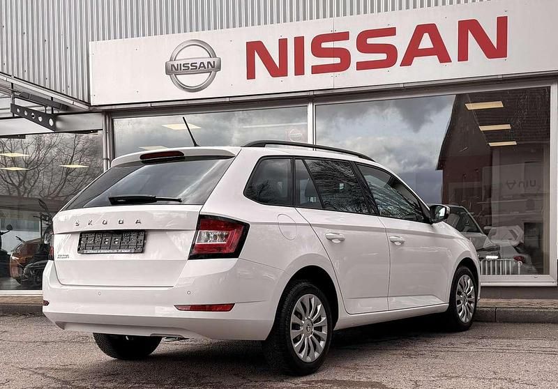 Gebraucht Skoda Fabia Ambition 95 PS (69 kW) 2022 Weiß Kleinwagen