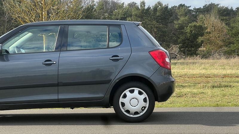 Gebraucht Skoda Fabia 60 PS (44 kW) 2007 Grau Limousine