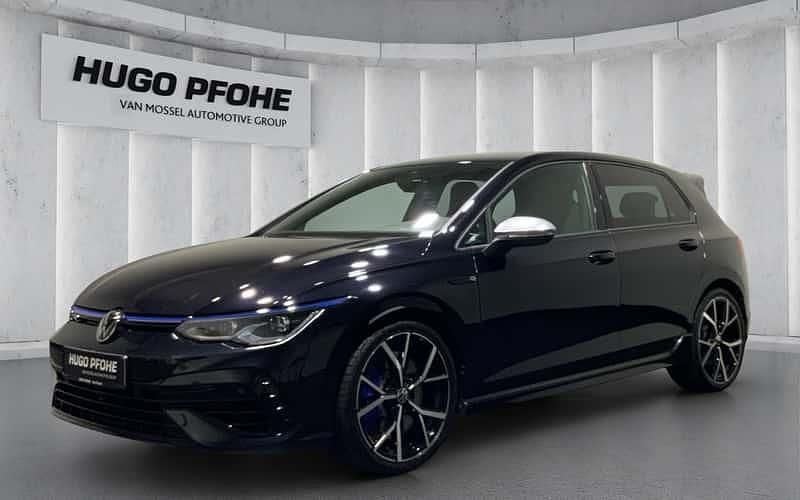 Schwarz Gebraucht 2023 VW Golf VIII R Limousine | 40.950 € (Guter Preis) - Bild 1/4