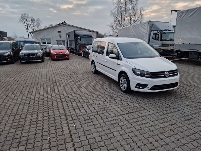Weiß Gebraucht 2016 VW Caddy Maxi Van / Kleinbus | 6.300 € (Superpreis) - Bild 1/4