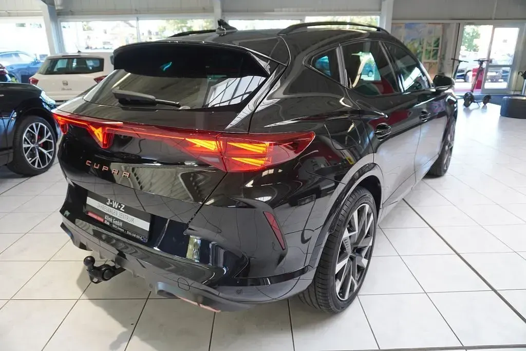 Neu Cupra Formentor 204 PS (150 kW) 2026 Grau SUV
