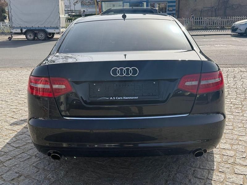 Usado Audi A6 S-Line 190 HP (139 kW) 2010 Preto Sedan