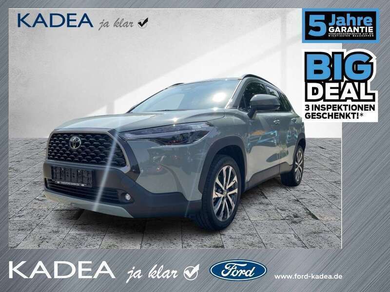 Urban khaki Neu 2025 Toyota Corolla Cross SUV | 34.690 € (Fairer Preis) - Bild 1/2