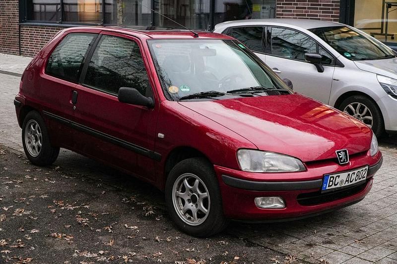 Gebraucht Peugeot 106 75 PS (55 kW) 1999 Rot Kleinwagen