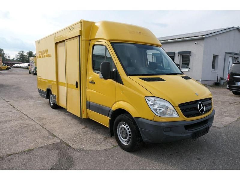 Second-hand Mercedes Sprinter 95 CP (69 kW) 2011 Galben Van