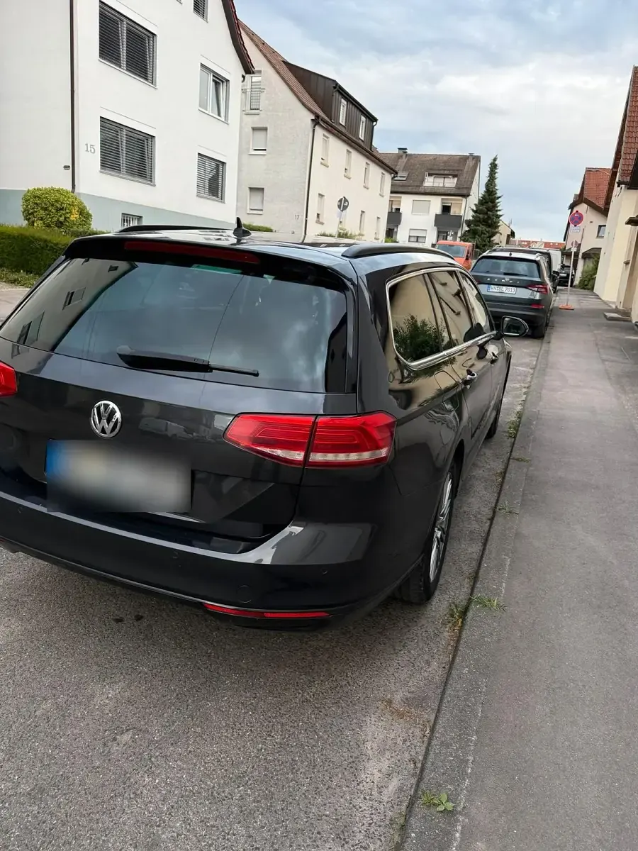 Gebraucht VW Passat 150 PS (110 kW) 2018 Grau Kombi