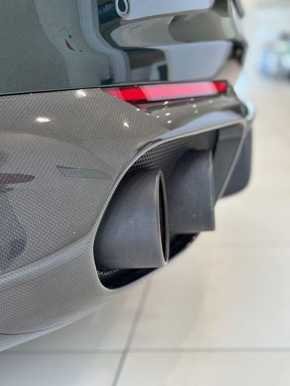 Gebraucht Ferrari 812 799 PS (587 kW) 2020 Grün