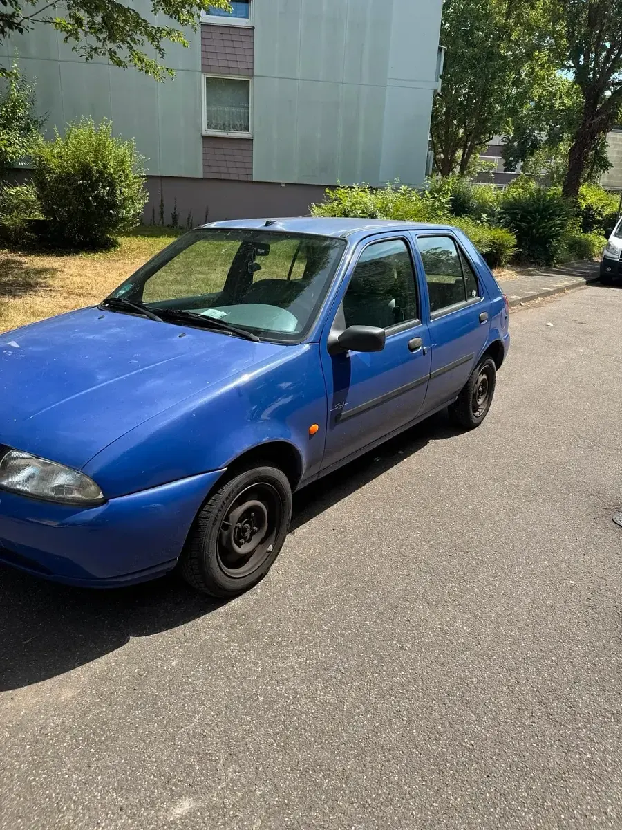 Gebraucht Ford Fiesta 60 PS (44 kW) 1997 Andere farben Kleinwagen