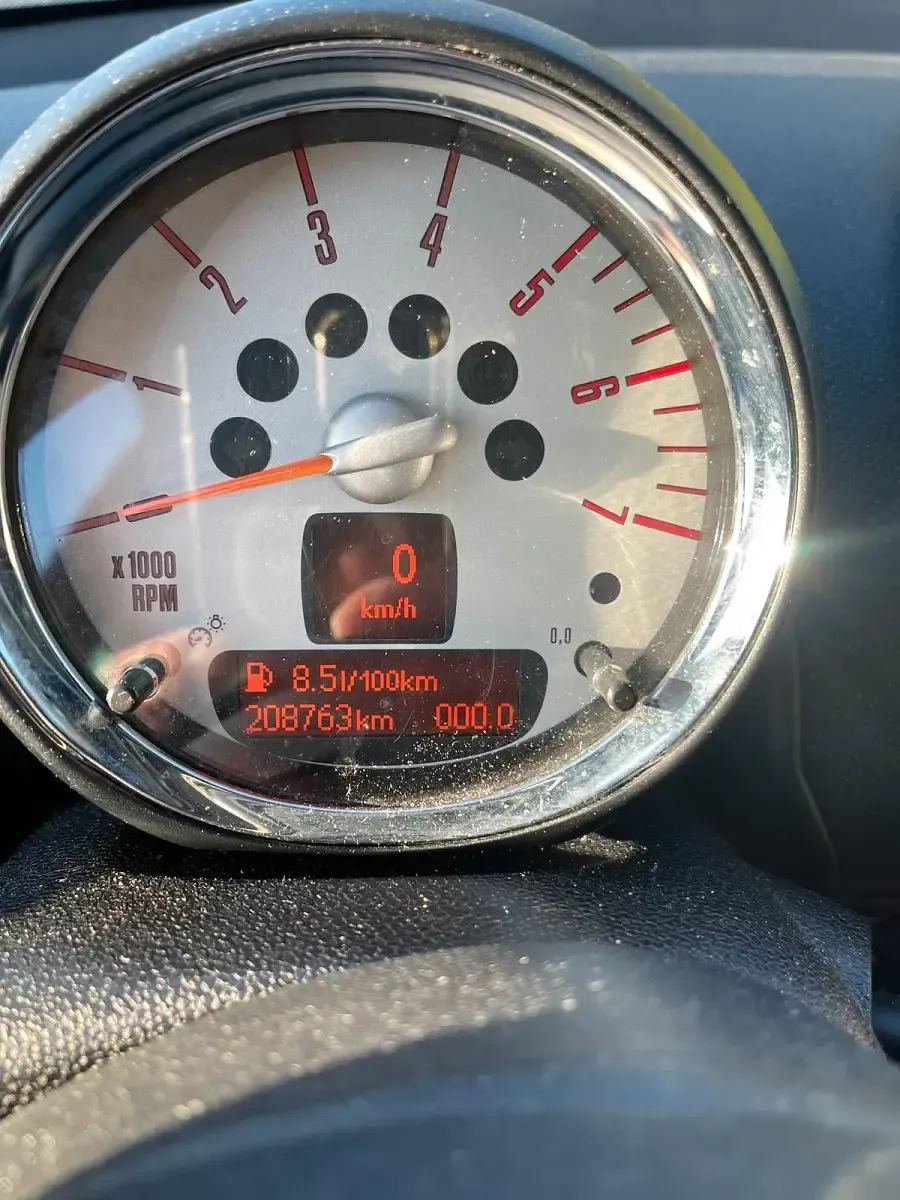 Second-hand Mini Countryman 111 CP (81 kW) 2011 Negru SUV