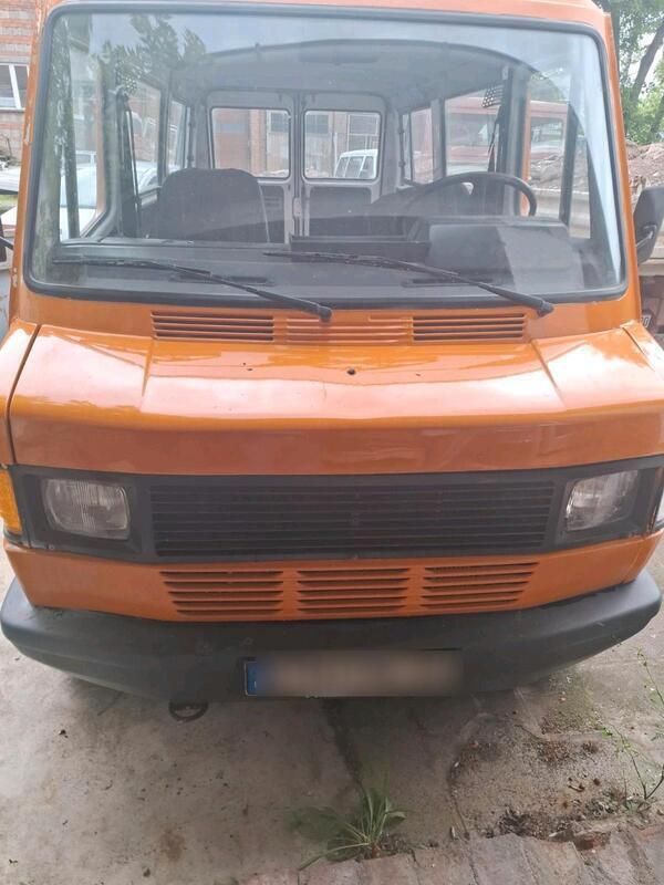 Gebraucht 1990 Mercedes T1 Van | 5.999 € - Bild 1/4