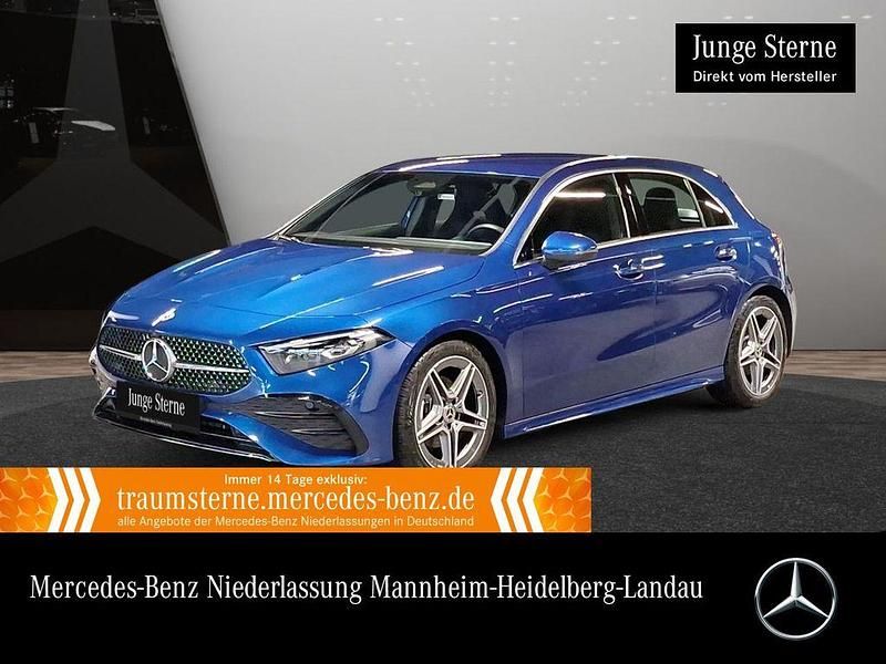 Blau Gebraucht 2024 Mercedes A200 Advanced Plus Limousine | 32.990 € (Fairer Preis) - Bild 1/3