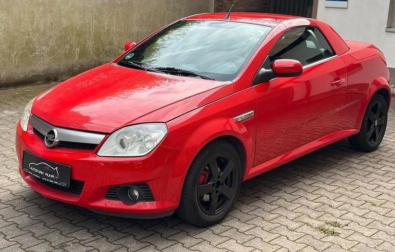 Gebraucht Opel Tigra Basis 90 PS (66 kW) 2007 Rot Cabrio