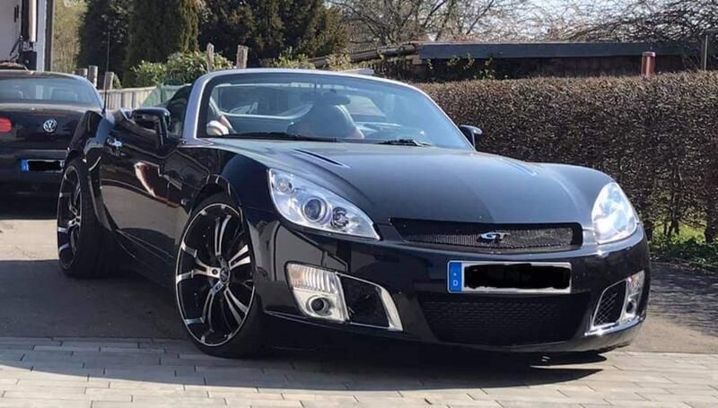 Schwarz Gebraucht 2009 Opel GT Cabrio | 17.900 € - Bild 1/4