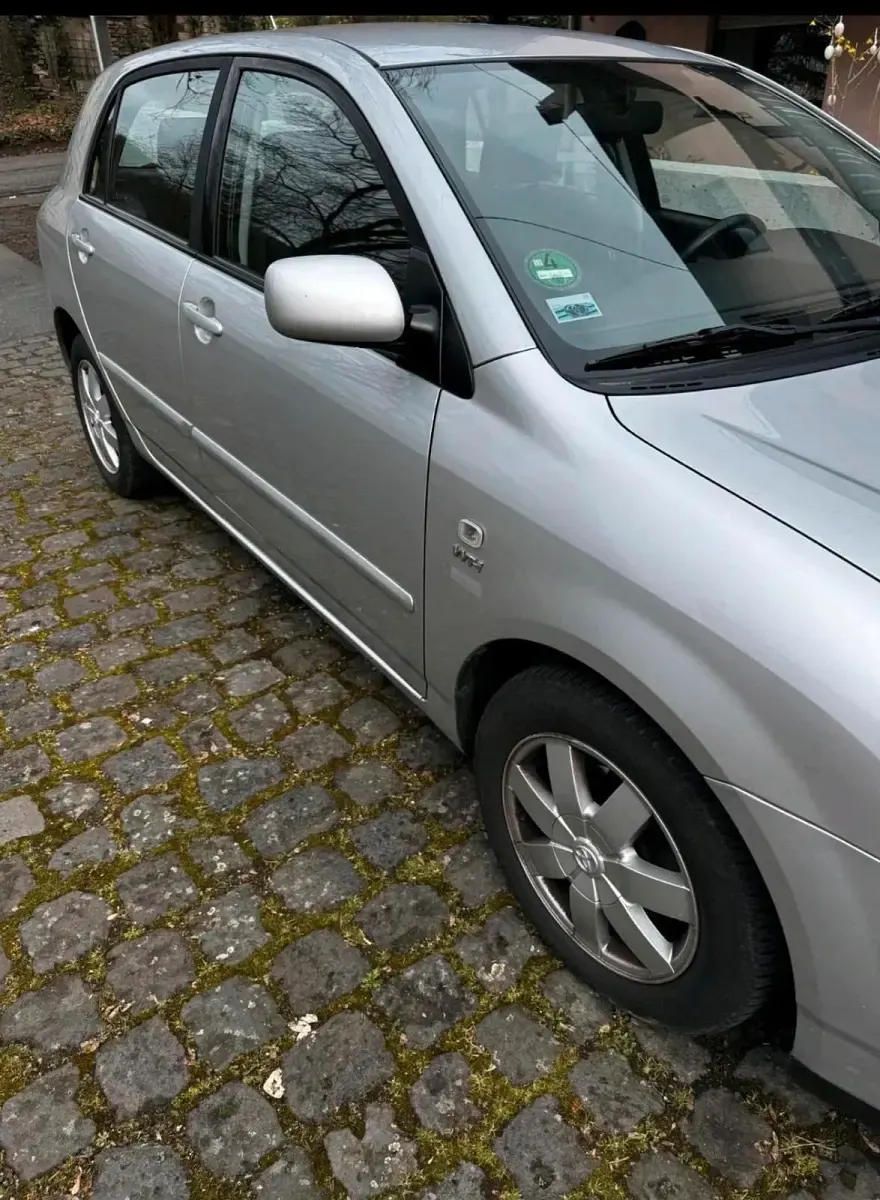Gebraucht Toyota Corolla 110 PS (80 kW) 2002 Grau Limousine