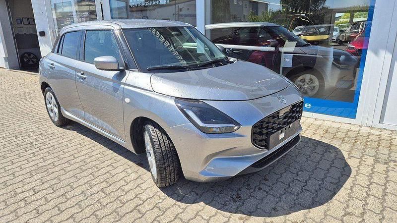 Premium silver met. Neu 2025 Suzuki Swift Comfort Kleinwagen | 19.490 € - Bild 1/4