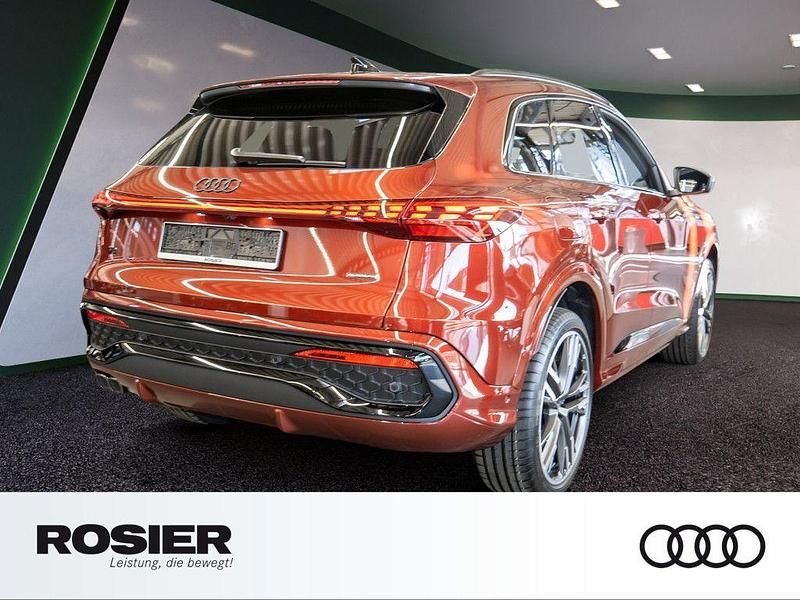 Neu Audi Q5 S-Line 204 PS (150 kW) 2026 Rot / grenadinerot SUV