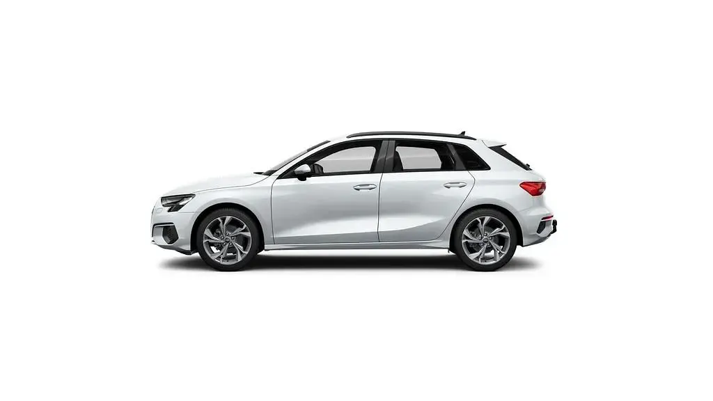 Używany Audi A3 Basis 110 KM (80 kW) 2024 Biały Sedan/Limuzyna