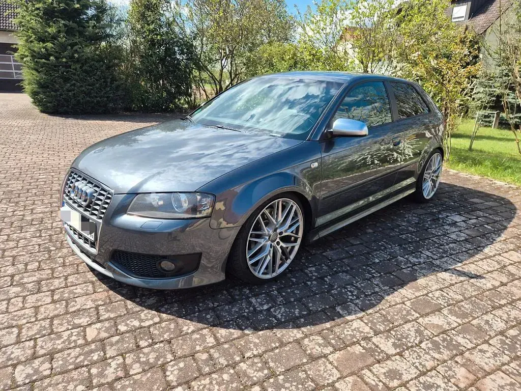 Gebraucht Audi S3 Performance 265 PS (194 kW) 2007 Grau Kleinwagen