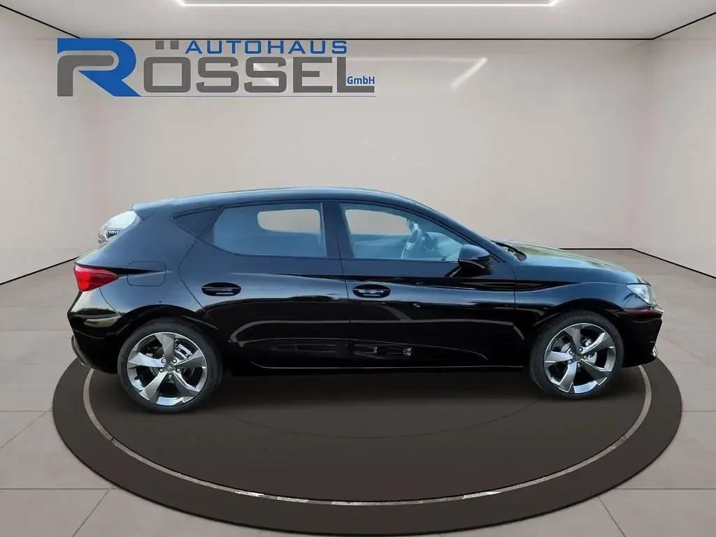 Neu Cupra Leon 150 PS (110 kW) 2026 Schwarz Limousine