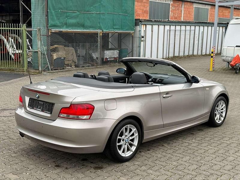 Gebraucht BMW 118 Cabriolet 143 PS (105 kW) 2008 Beige Cabrio