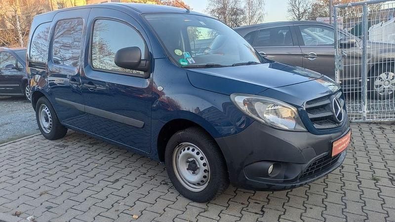 Gebraucht Mercedes Citan 111 110 PS (80 kW) 2016 Blau Van / Kleinbus