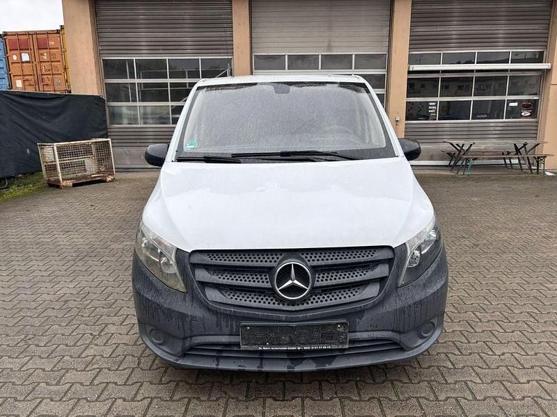 Gebraucht Mercedes Vito 88 PS (64 kW) 2016 Weiß Van