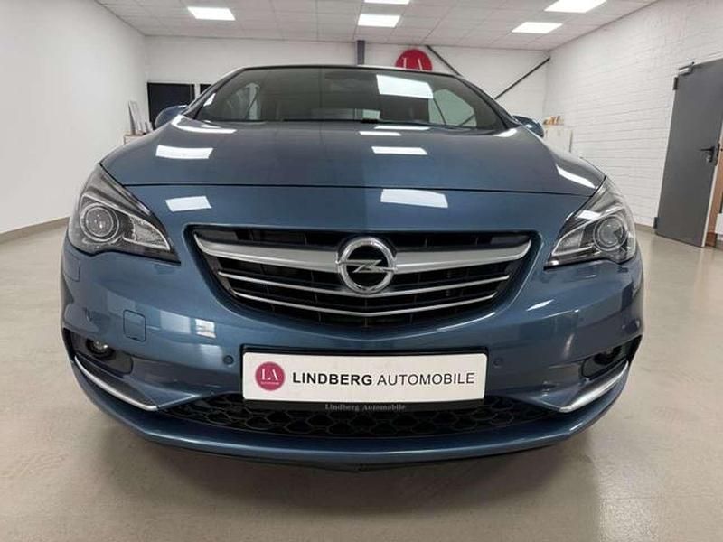 Gebraucht Opel Cascada Innovation 140 PS (102 kW) 2013 Blau Cabrio