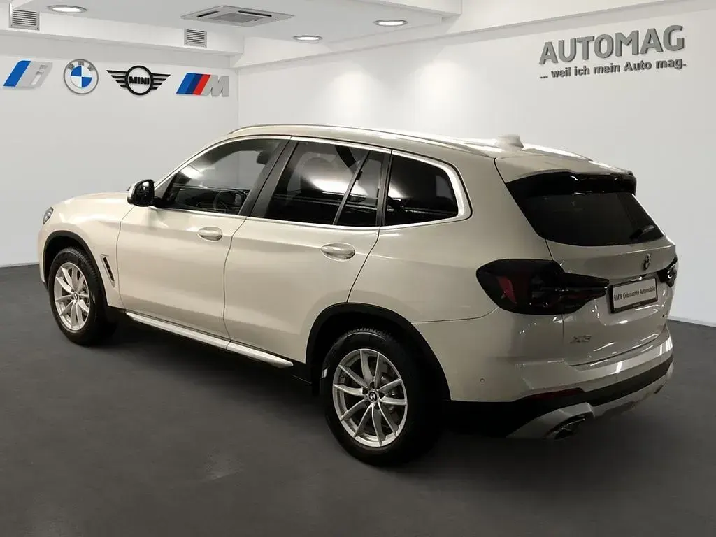 Gebraucht BMW X3 Sport Line 190 PS (139 kW) 2023 Weiß SUV