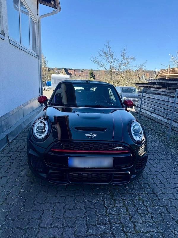 Gebraucht Mini John Cooper Works 231 PS (169 kW) 2019 Grün Kleinwagen