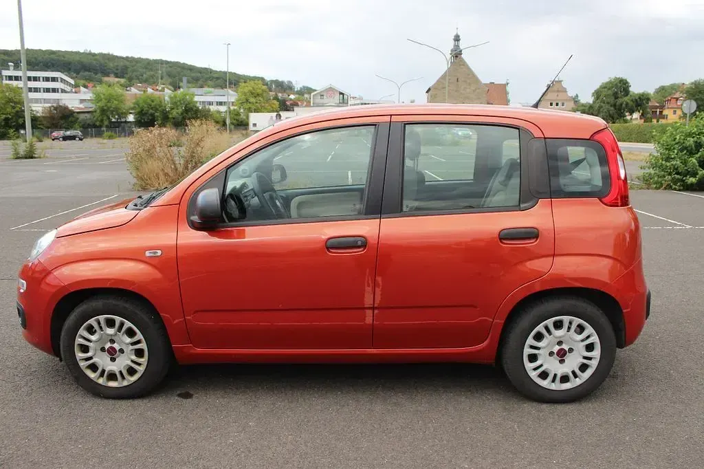 Gebraucht Fiat Panda 69 PS (50 kW) 2016 Rot Kleinwagen