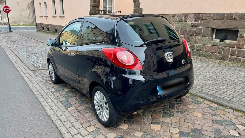 Usata Ford Ka 69 CV (50 kW) 2010 Nero Utilitaria