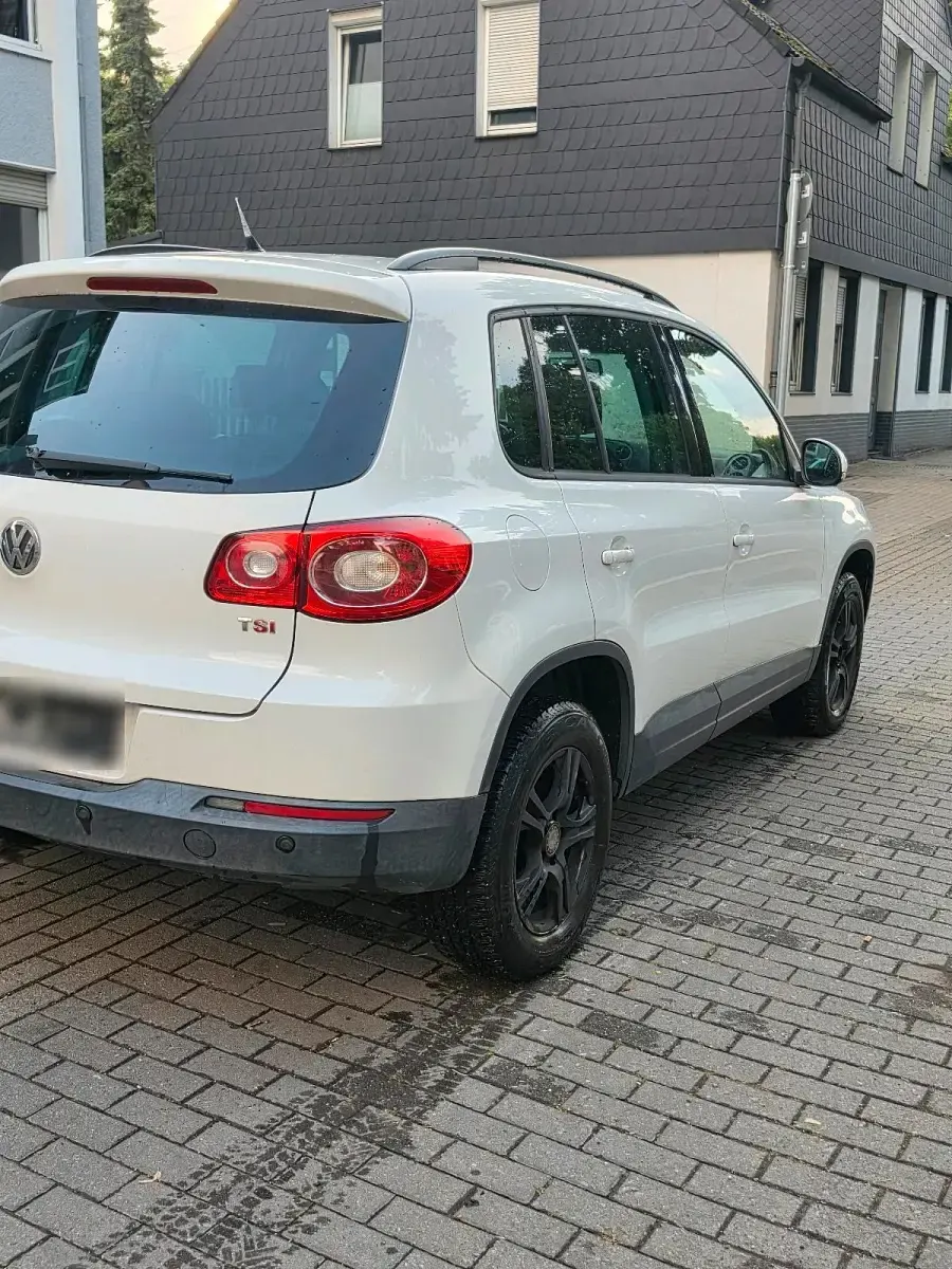 Gebraucht VW Tiguan 150 PS (110 kW) 2010 Weiß SUV