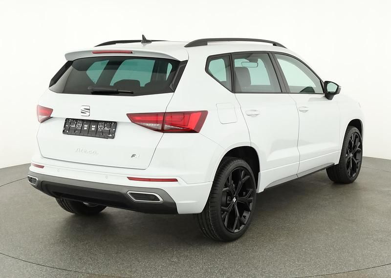 Nevada weiss Neu 2025 Seat Ateca FR SUV | 35.915 € - Bild 1/4