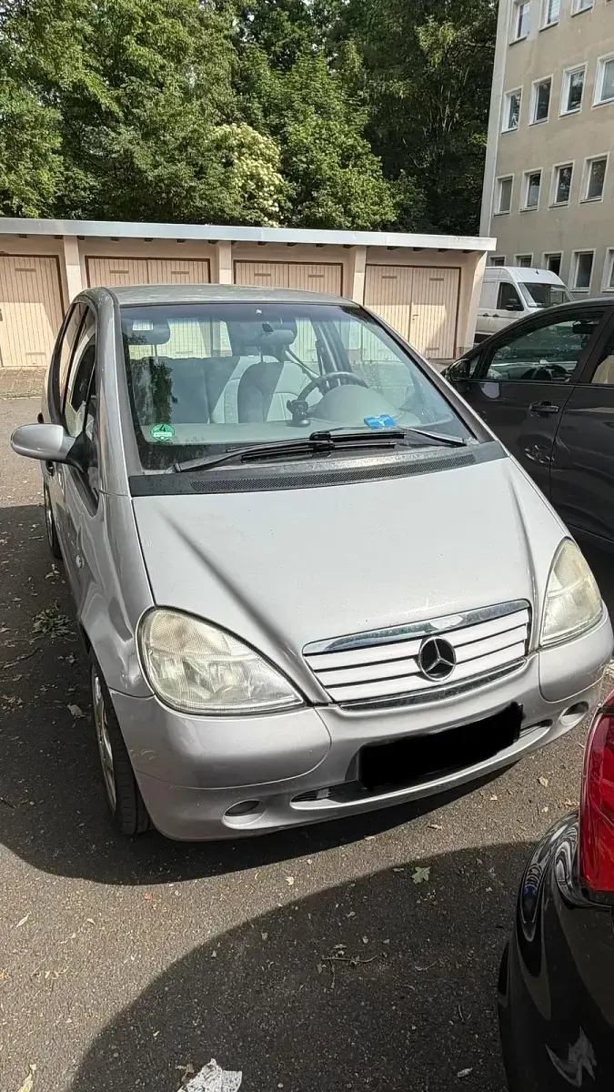 Gebraucht Mercedes A190 125 PS (91 kW) 2000 Silber Kleinwagen