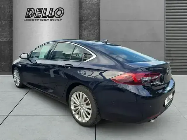 Gebraucht Opel Insignia Innovation 170 PS (125 kW) 2018 Blau Limousine