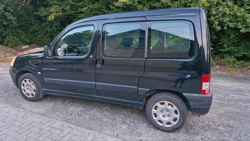 Schwarz Gebraucht 2006 Peugeot Partner Van / Kleinbus | 2.250 € (Fairer Preis) - Bild 1/4