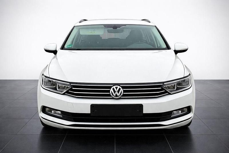 Gebraucht VW Passat 150 PS (110 kW) 2017 Weiß Limousine