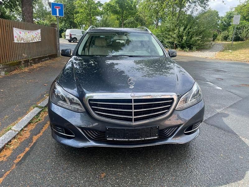 Gebraucht 2016 Mercedes E200 Elegance Limousine | 15.900 € (Guter Preis) - Bild 1/4