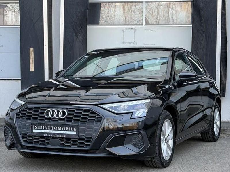 Gebraucht Audi A3 Ambiente 116 PS (85 kW) 2023 Schwarz Limousine