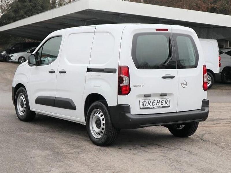 Gebraucht Opel Combo-e Life Edition+ 99 kW (135 PS) 2024 Weiss Limousine
