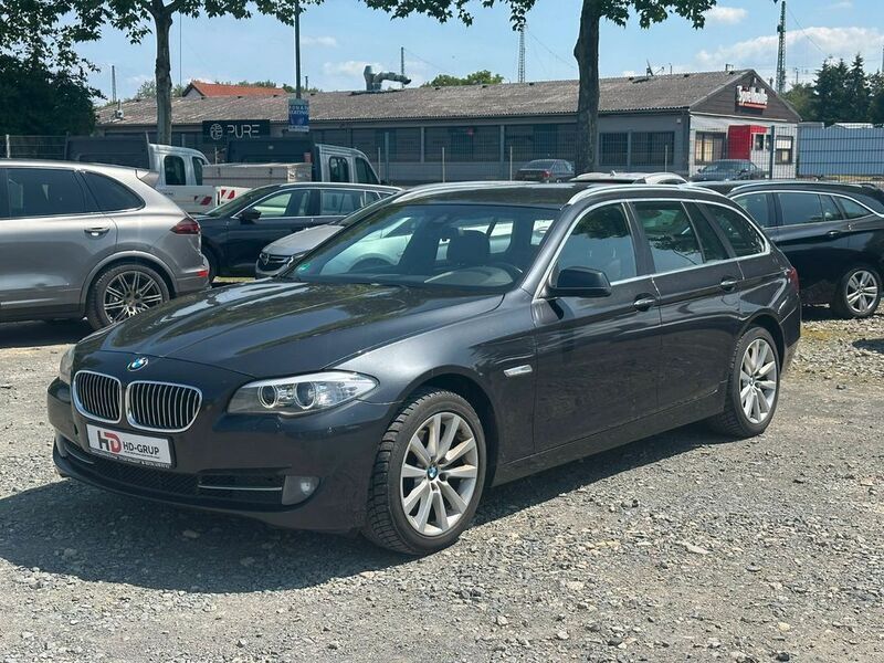 Grau Gebraucht 2012 BMW 525 Kombi | 8.500 € (Guter Preis) - Bild 1/4
