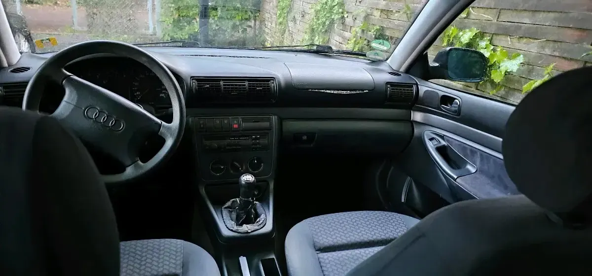 Gebraucht Audi A4 101 PS (74 kW) 1995 Grün Limousine