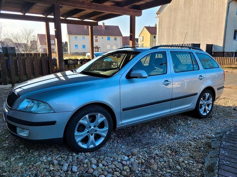 Gebraucht Skoda Octavia 140 PS (102 kW) 2007 Silber Kombi