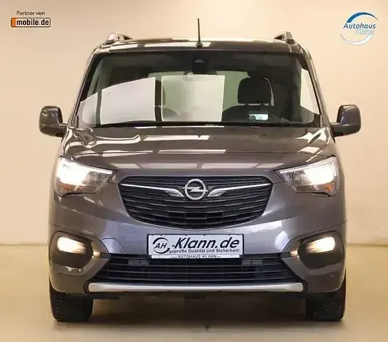 Gebraucht Opel Combo Life Innovation 131 PS (96 kW) 2018 Grau Van / Kleinbus