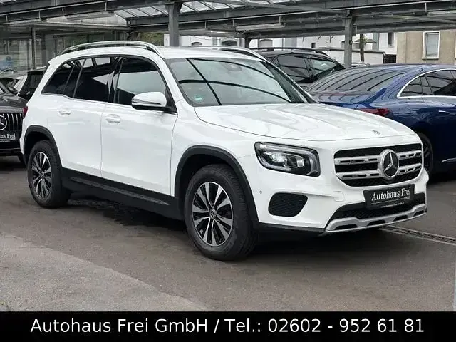 Gebraucht Mercedes GLB180 Style 116 PS (85 kW) 2023 Weiß SUV