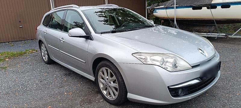 Grau Gebraucht 2009 Renault Laguna III Kombi | 4.900 € (Etwas zu teuer) - Bild 1/4