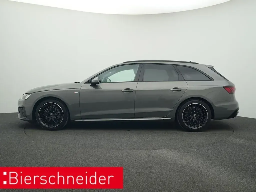 Gebraucht Audi A4 S-Line 204 PS (150 kW) 2025 Grau Kombi
