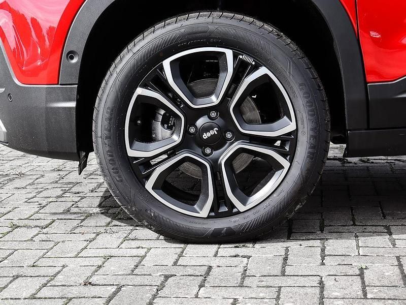 Neu Jeep Avenger Summit 101 PS (74 kW) 2025 Rot SUV